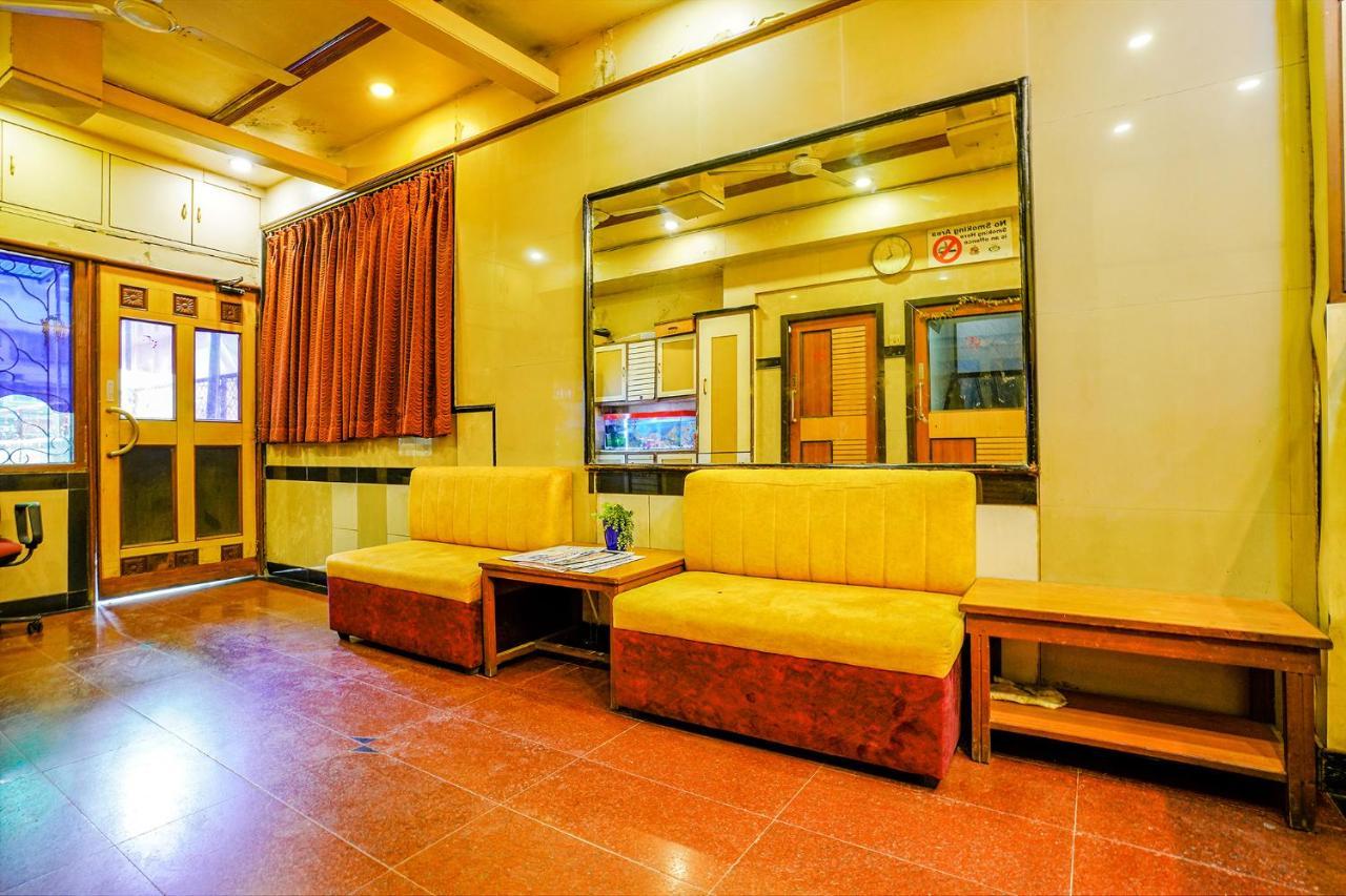 Fabhotel King'S Palace Мумбай Екстериор снимка